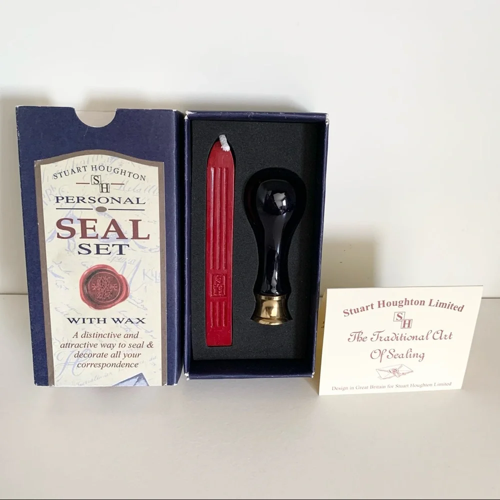 Hold Vintage F Monogram glass Wax Seal